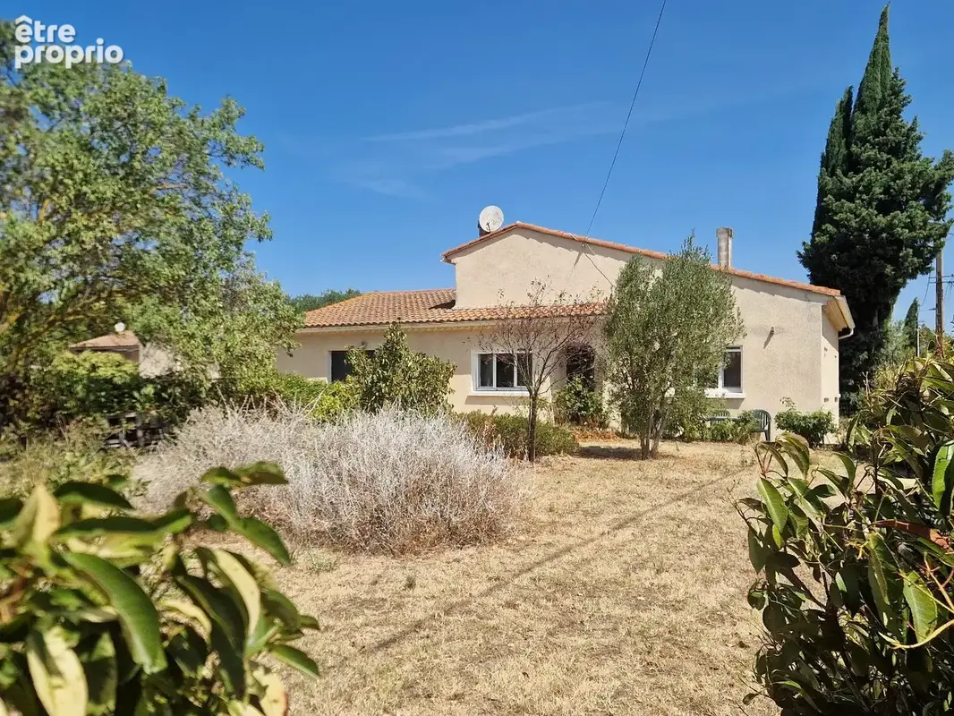 Pavillon 4 faces de plain pied de type 4 avec jardin et garage. - photo 2