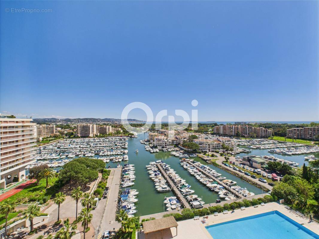 Appartement à MANDELIEU-LA-NAPOULE