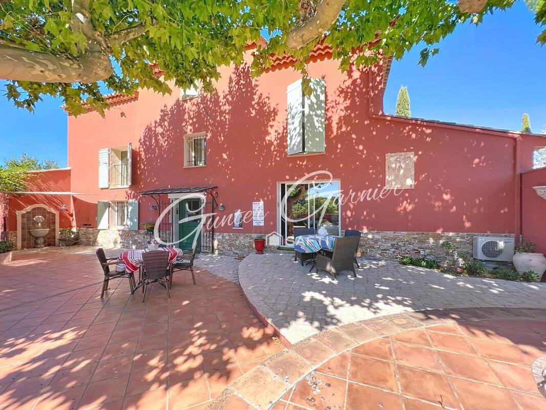 Photo 1 - Maison à LE LUC