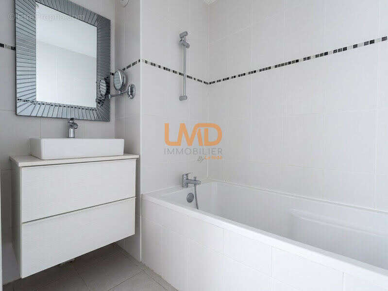 T3 terrasse 34 m², parking, tram à pied – 1er achat / invest - photo 11