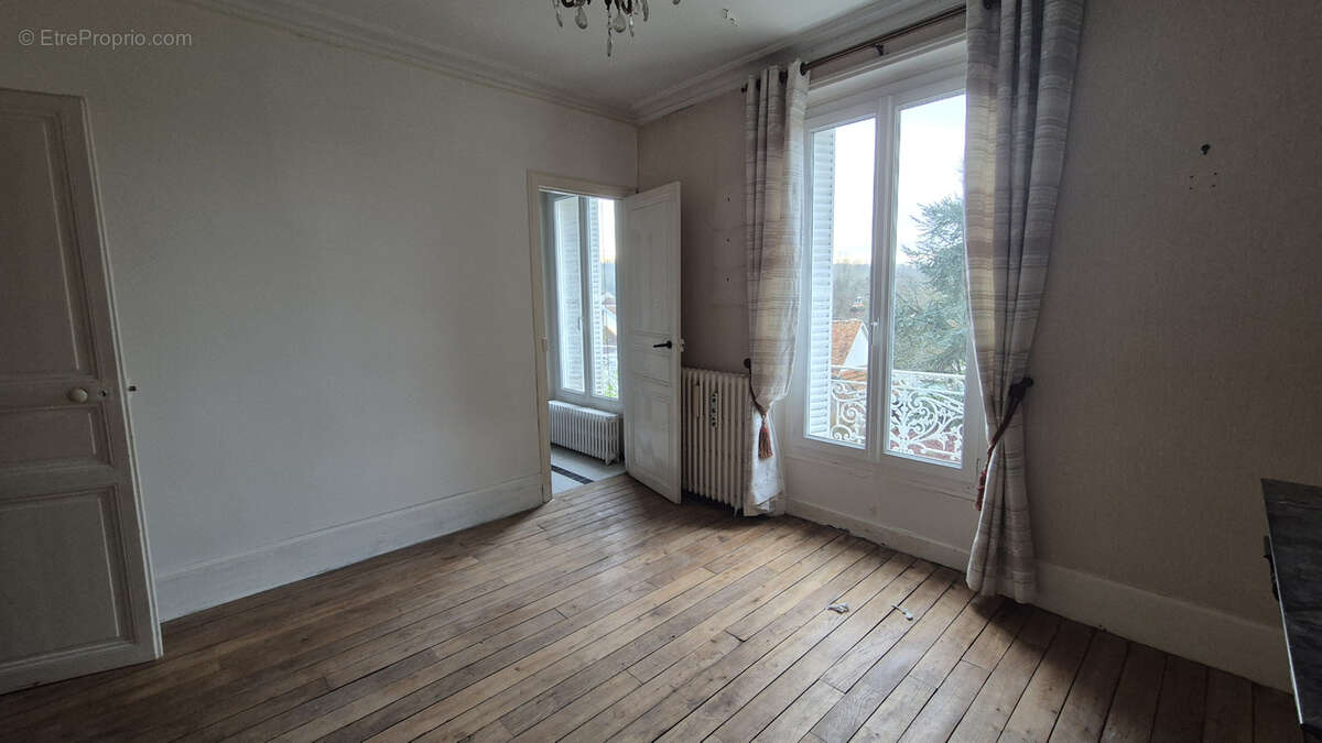 Maison à CHAUMONT-EN-VEXIN