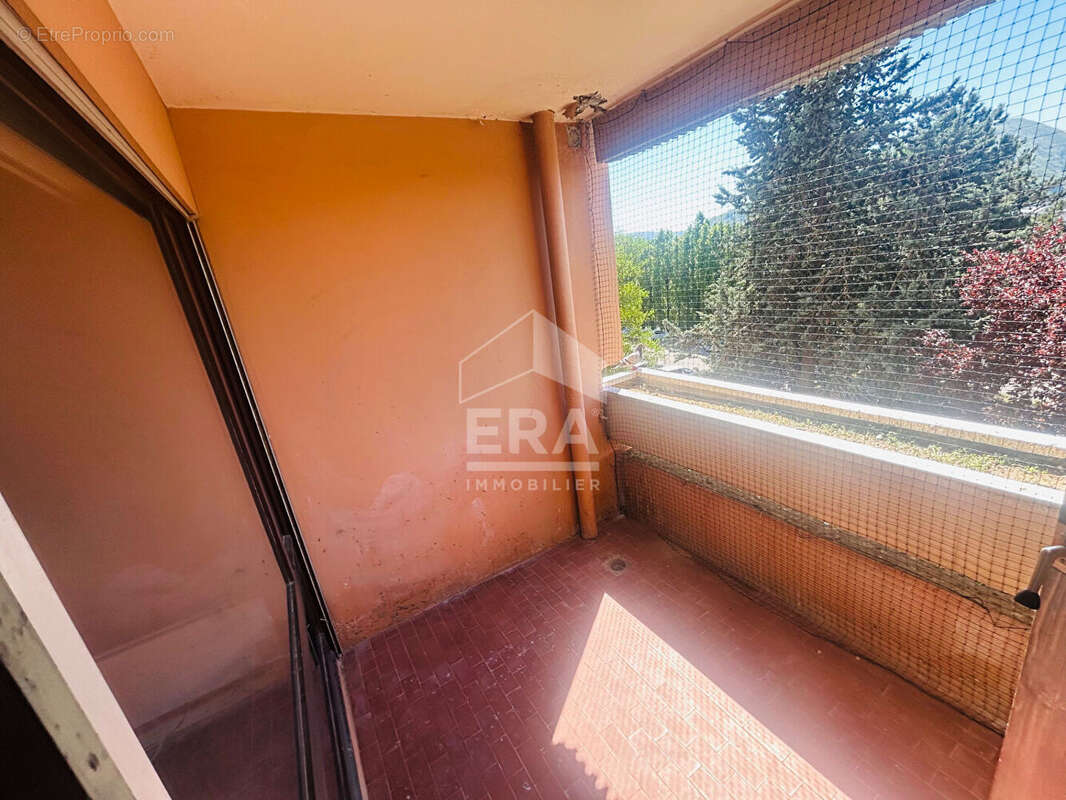 Appartement à VETRAZ-MONTHOUX