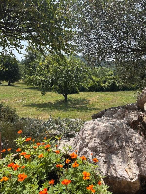 Maison à GOUDARGUES