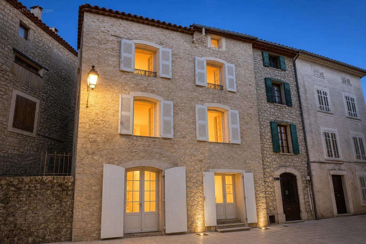 Maison à CLAVIERS