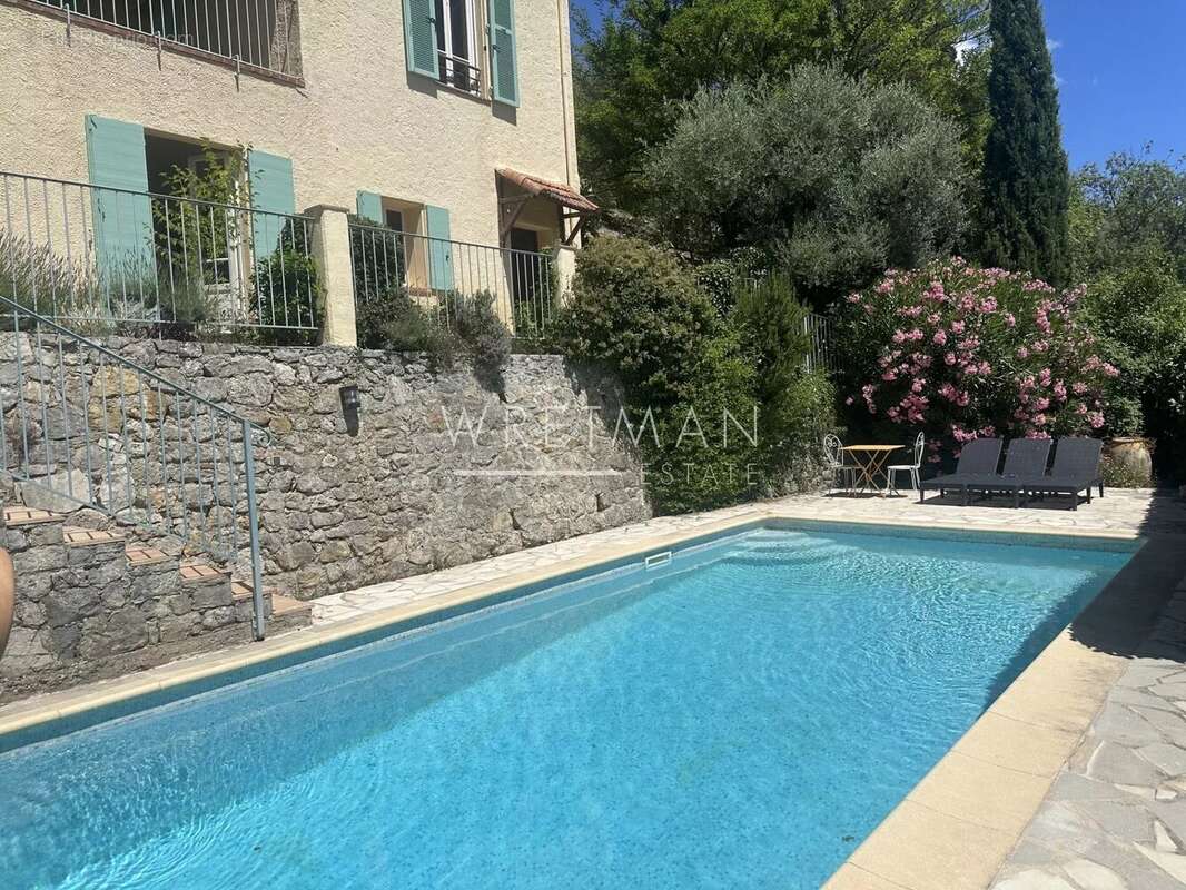 Maison à MONTAUROUX