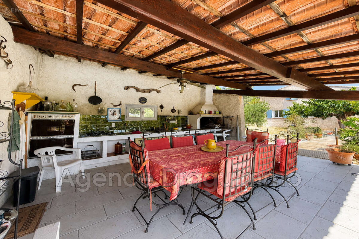 Maison 180 m² à Draguignan  - photo 4
