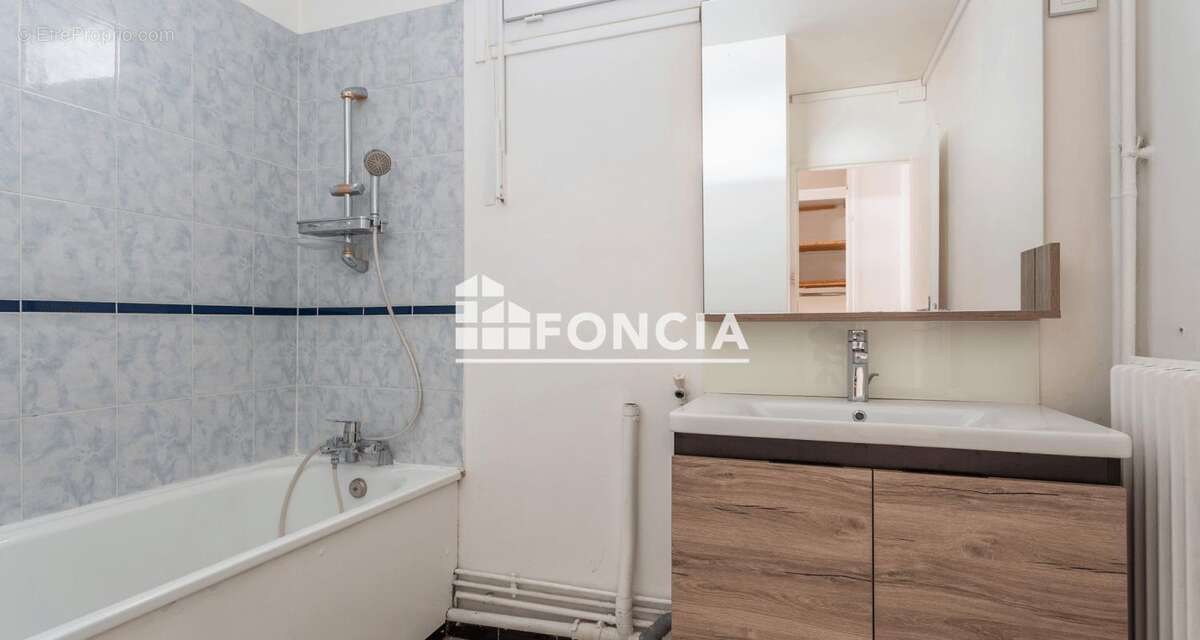 Appartement à MORANGIS