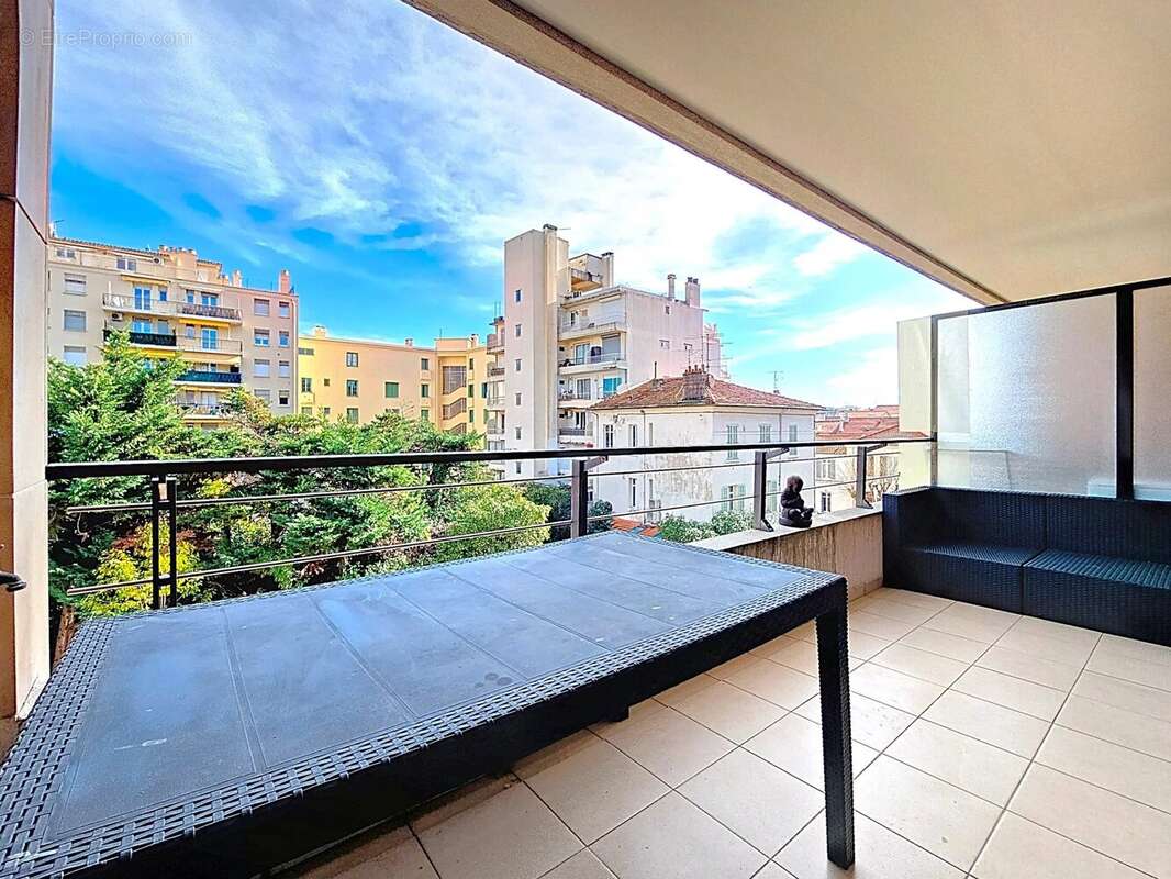 Appartement à CANNES