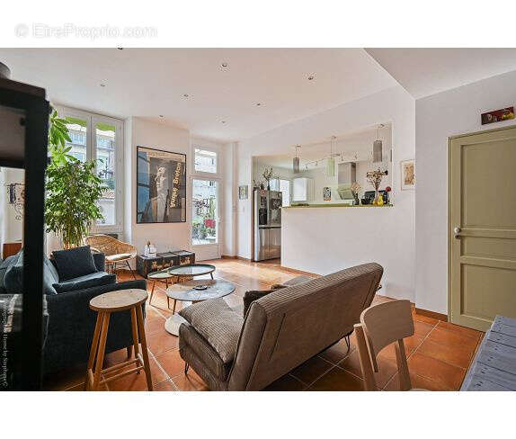 Appartement à MARSEILLE-6E