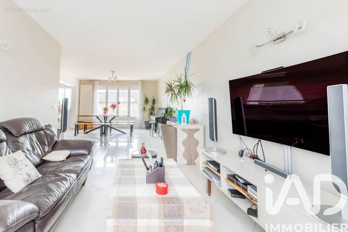 Maison 162 m² à Longjumeau  - photo 2