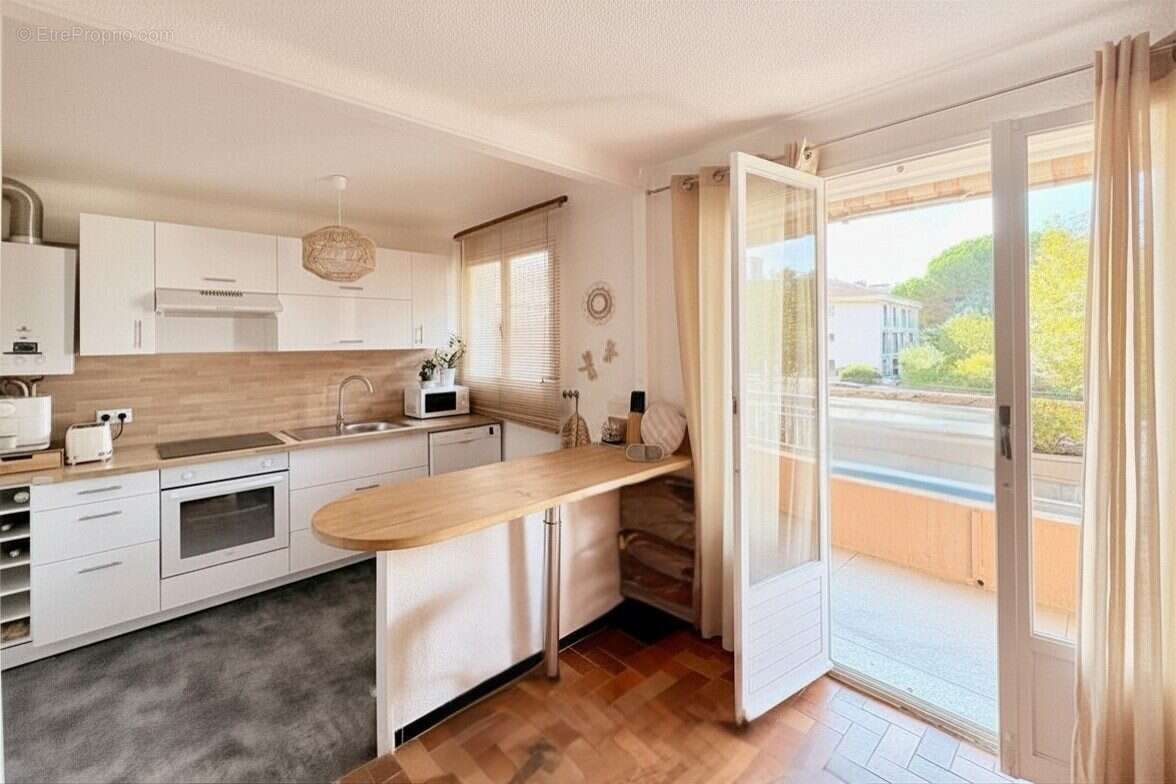 Appartement à SAINT-RAPHAEL