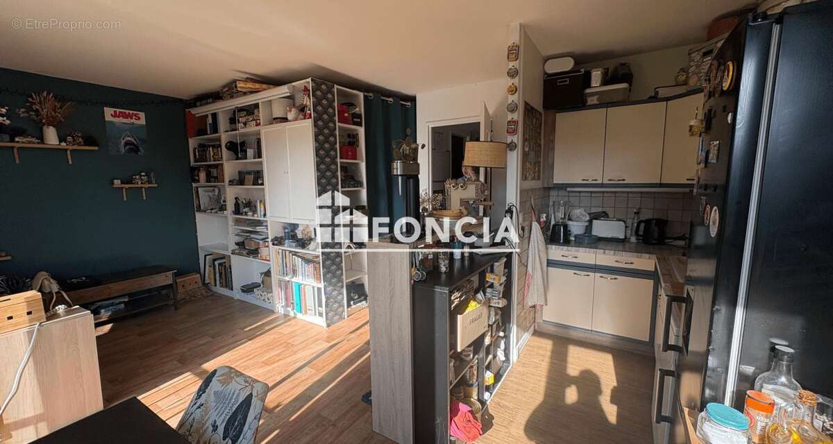Appartement à FRESNES