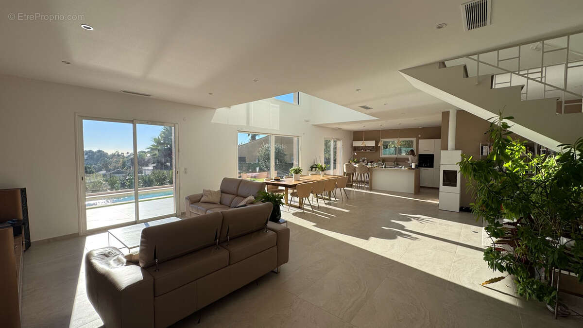 Maison à CAGNES-SUR-MER