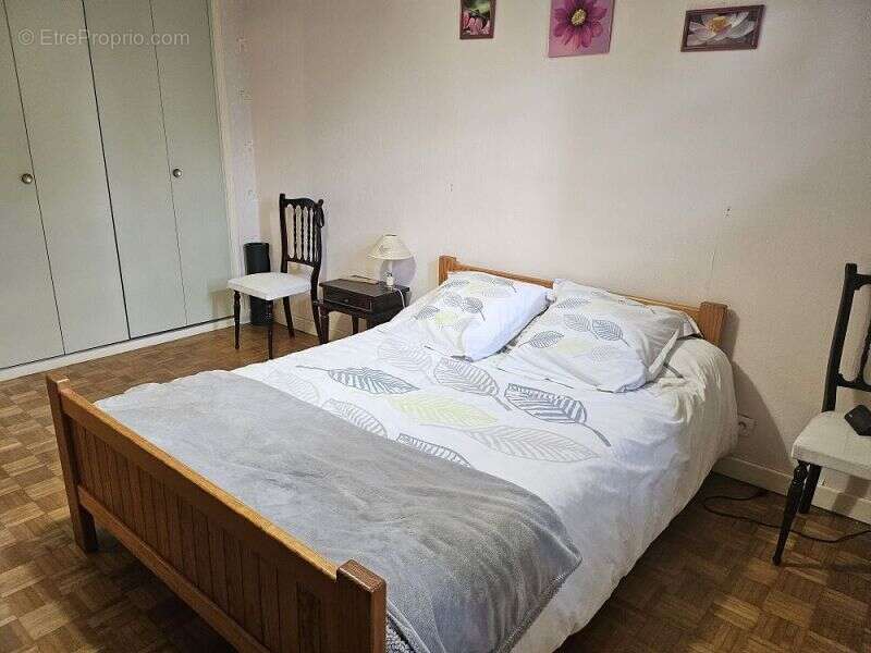 Maison à MONTROND-LES-BAINS