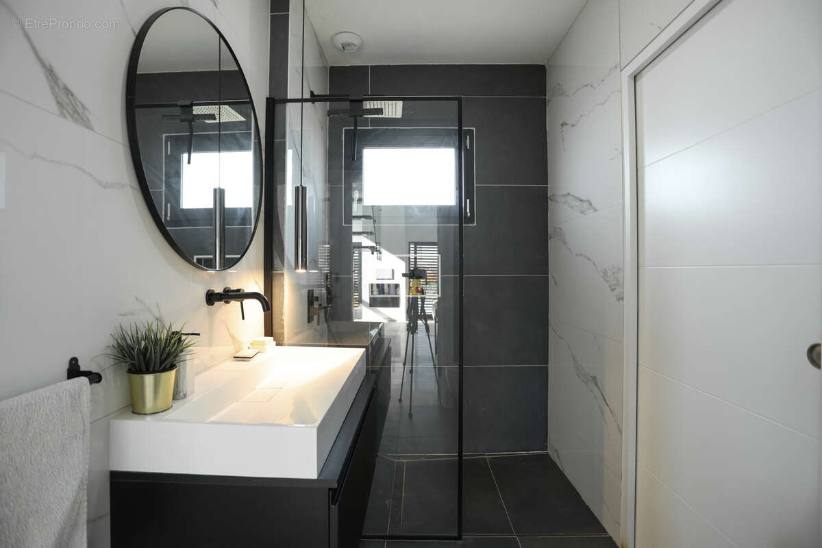 Villa neuve - photo 14