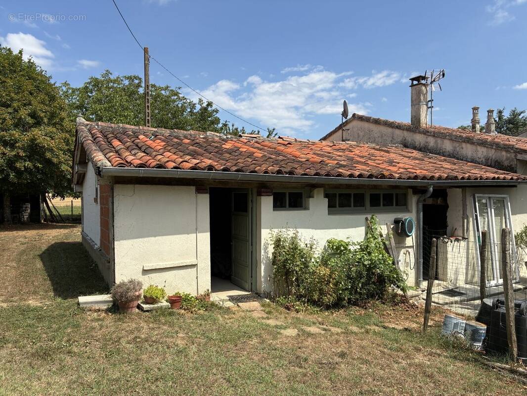 Maison à BAZIEGE