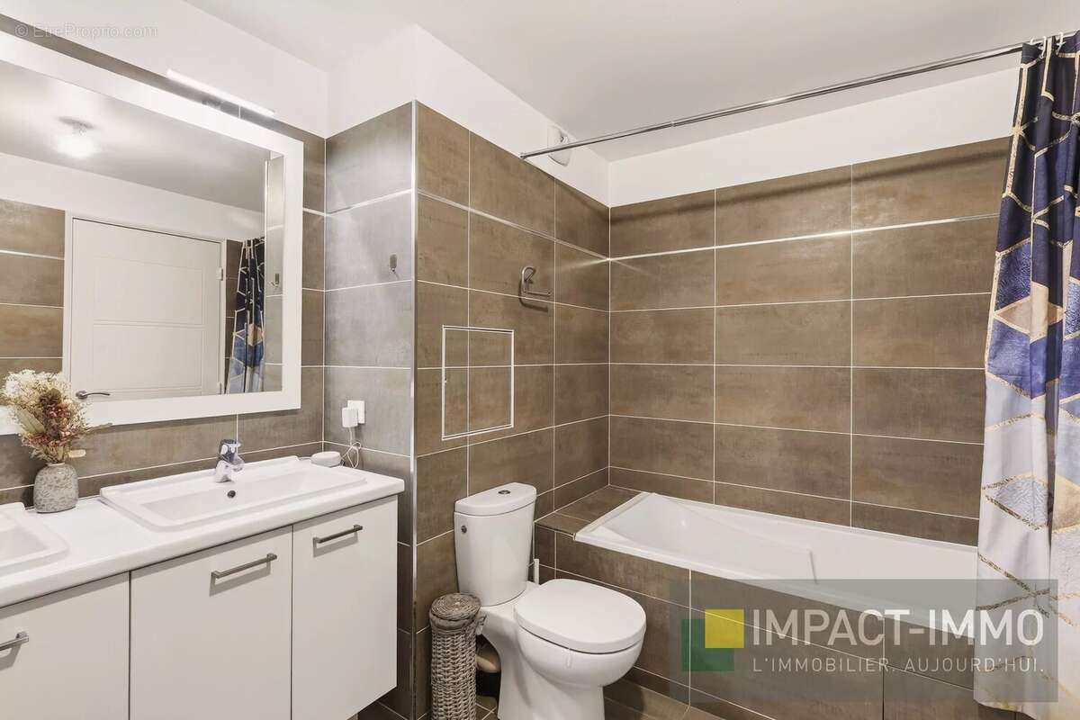 Appartement familial 4 Pièces - Immeuble récent avec extérieur - photo 8