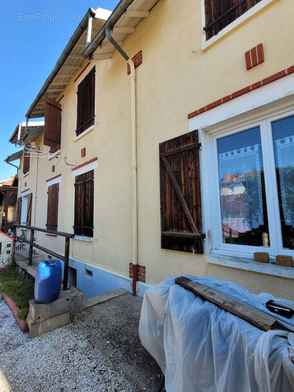 Maison à SAINT-GERMAIN-DES-FOSSES