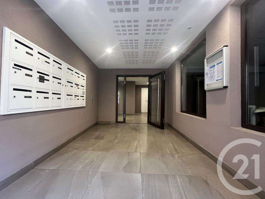 Appartement 2 pièces 40 m² à vendre à Nice (06100) - photo 11