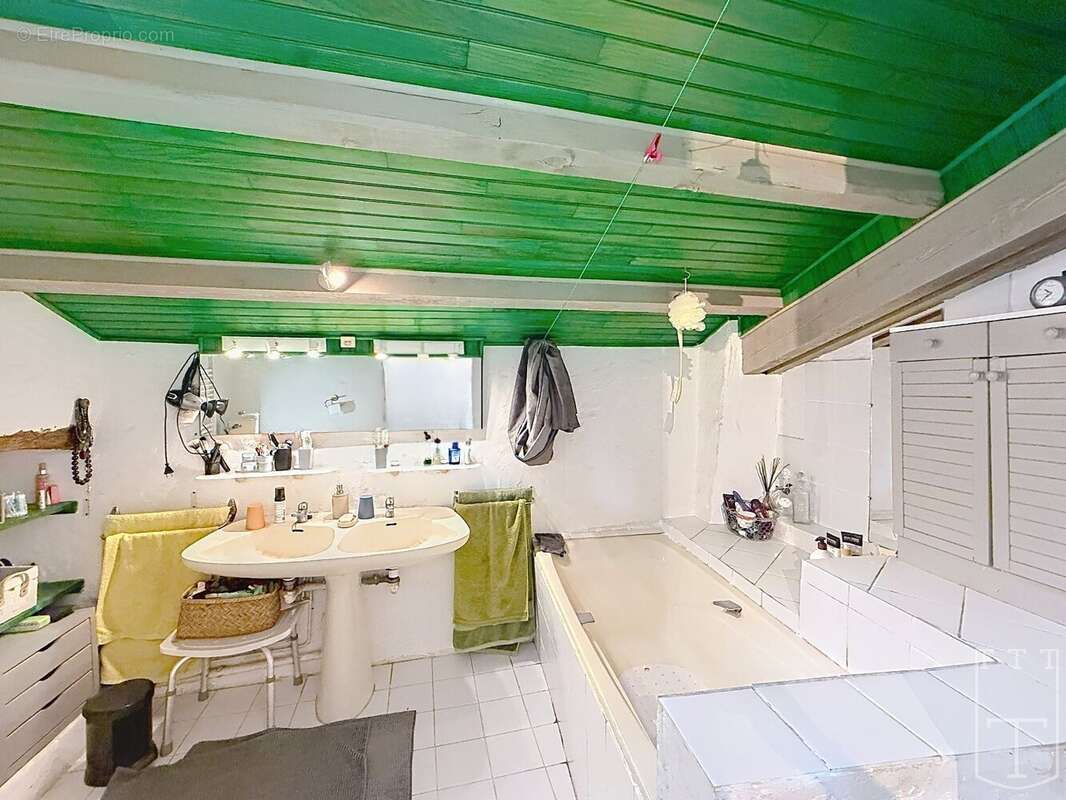 Maison à AUBENAS