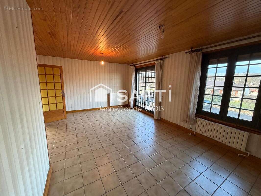 Photo 5 - Maison à DOMERAT