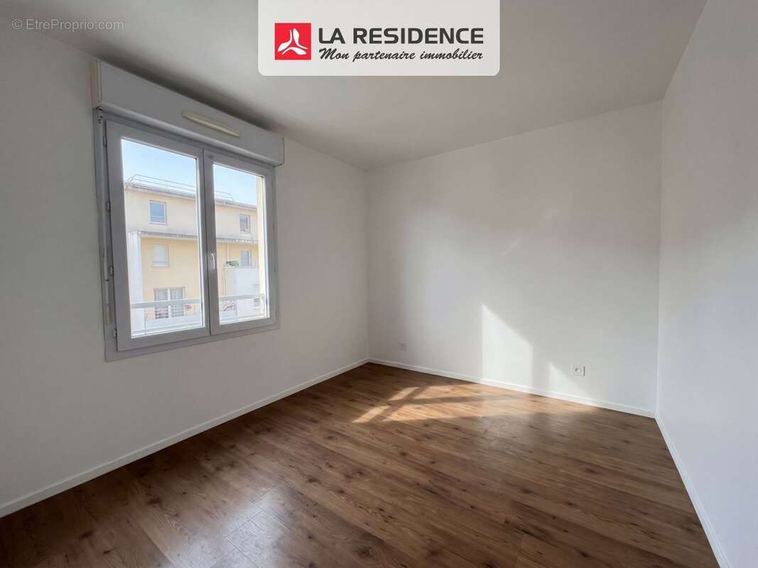 Appartement à SAINT-OUEN-L'AUMONE