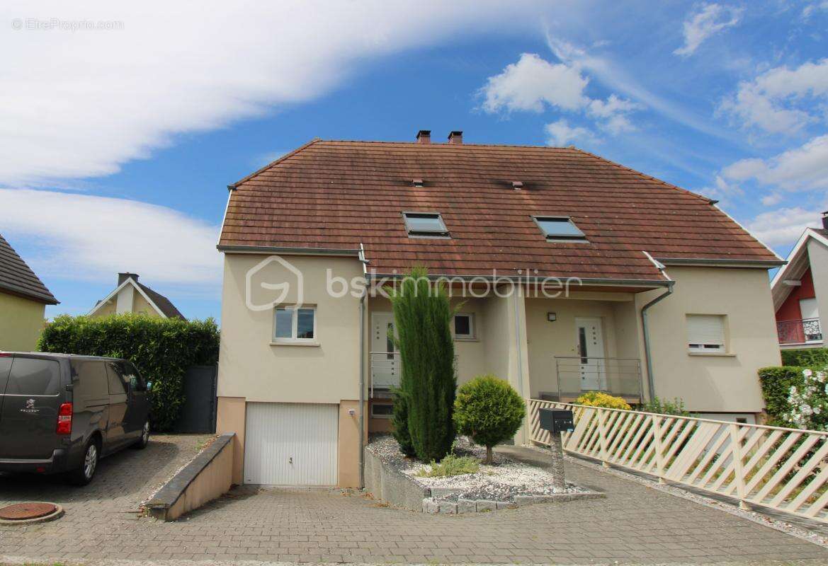 KINGERSHEIM – Maison récente avec piscine et sous-sol complet - photo 13