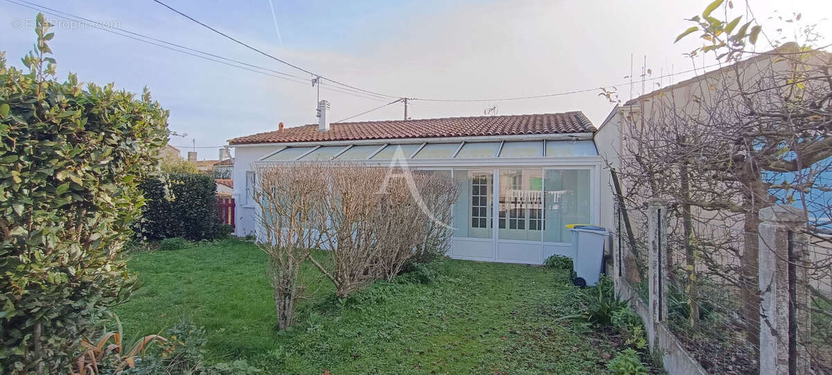 Maison à PORT-DES-BARQUES