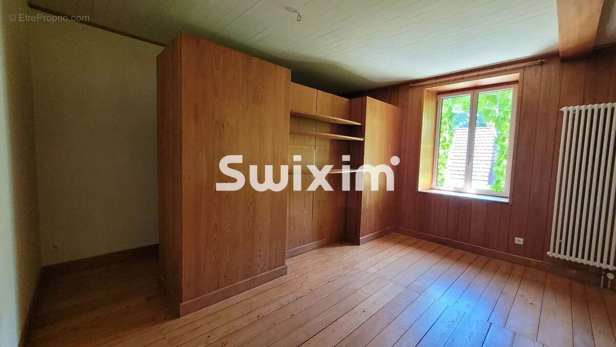 Propriété de caractère en pierre - photo 14