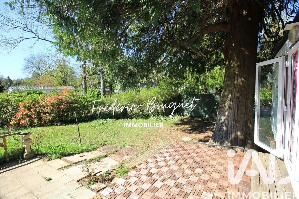 Photo 4 - Terrain à CONDE-SAINTE-LIBIAIRE