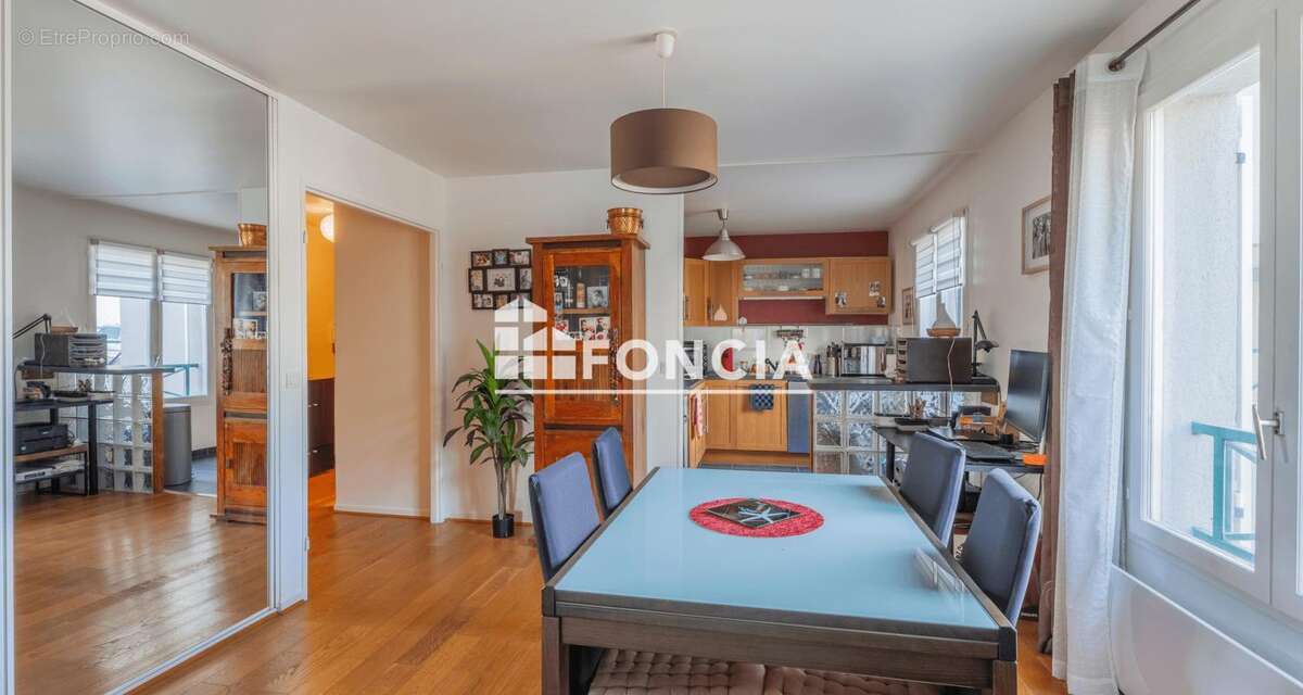 Appartement à RUEIL-MALMAISON