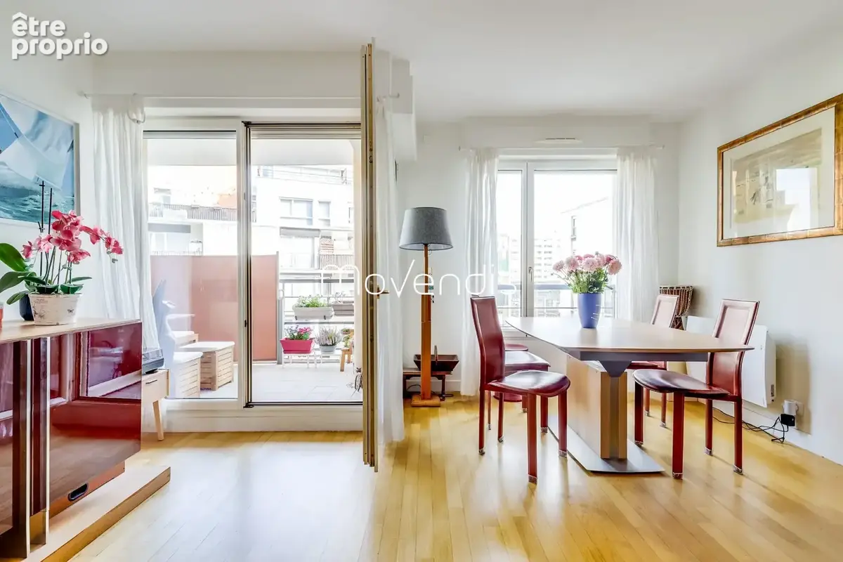 Appartement 4 pièces 86 m² à vendre à Paris-15e (75015) - photo 4