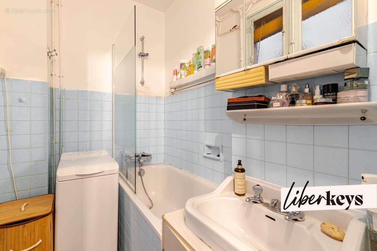 Appartement à PARIS-9E