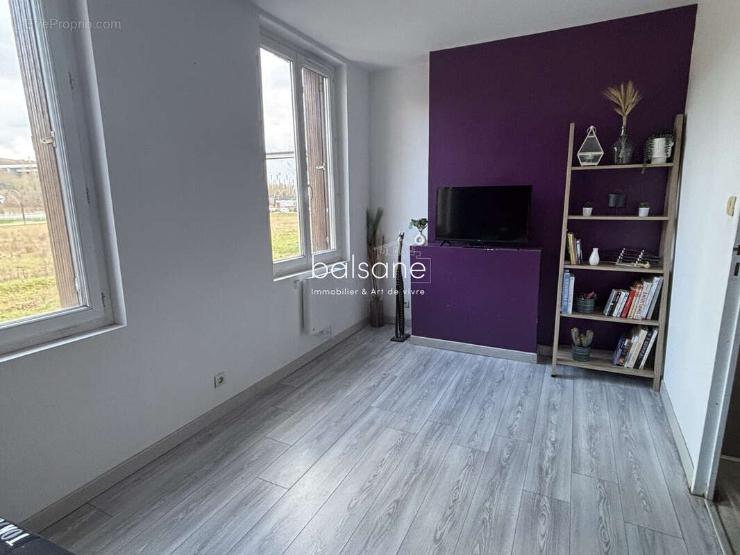 Maison à VILLERS-ECALLES