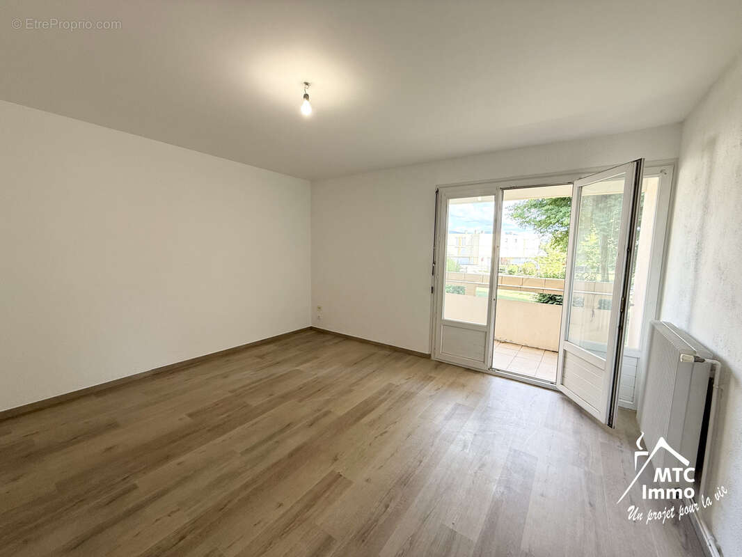 Appartement à LAGNIEU