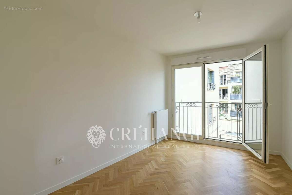 Appartement à BOUGIVAL