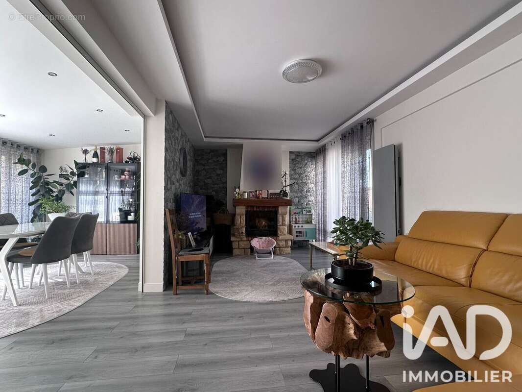 Maison 100 m² à Gretz-Armainvilliers  - photo 7