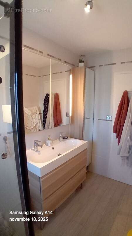 Maison à AMBARES-ET-LAGRAVE