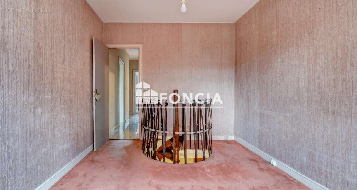 Appartement à NOISY-LE-ROI