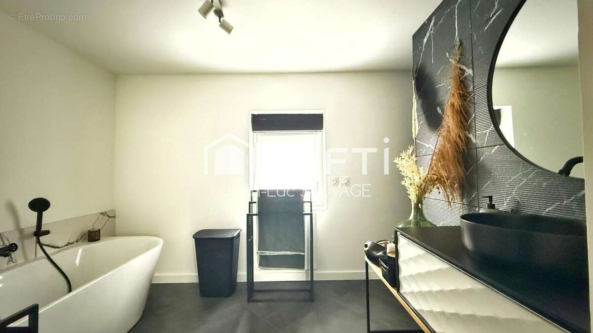 Maison 180 m² à Chateau-L'abbaye  - photo 4