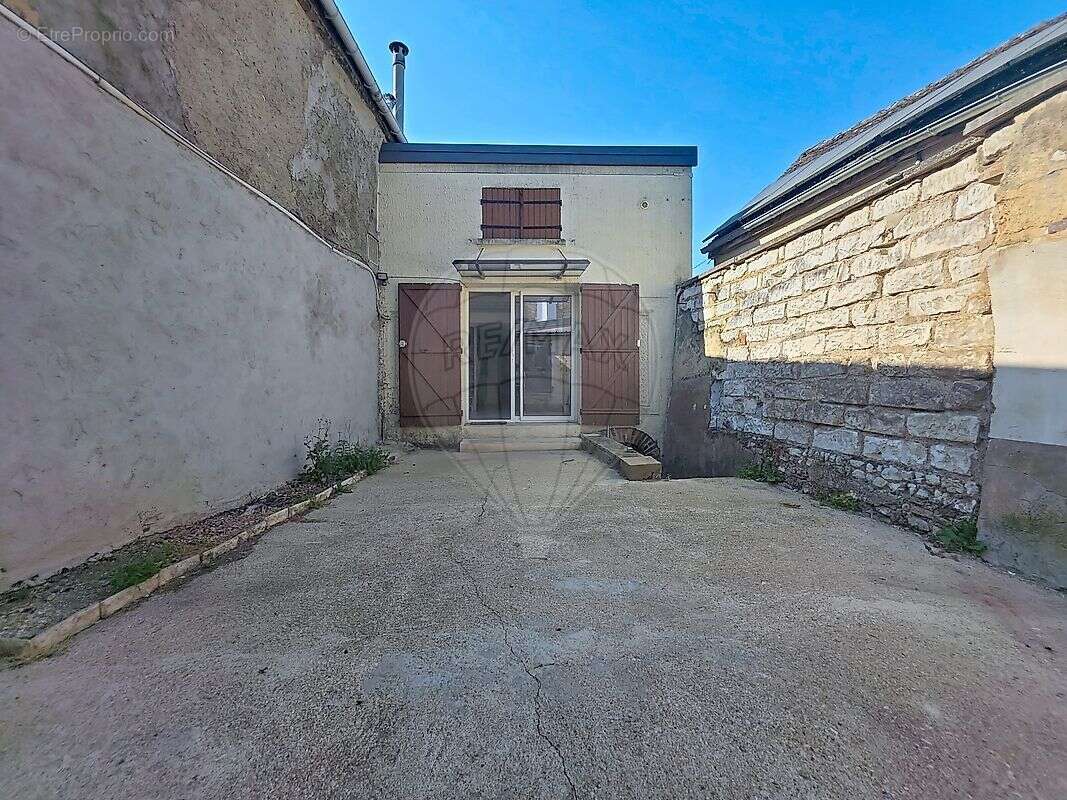 Maison à SENS