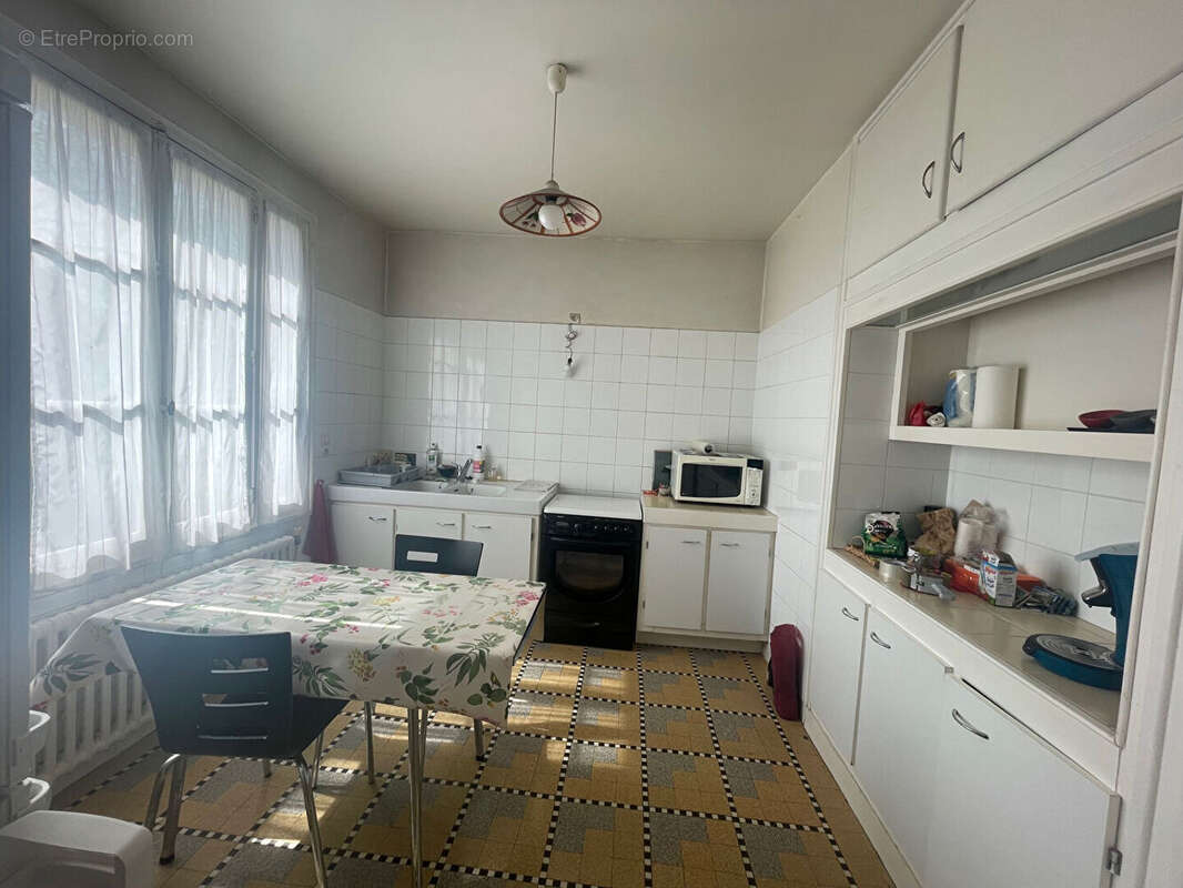 Maison à EPERNON