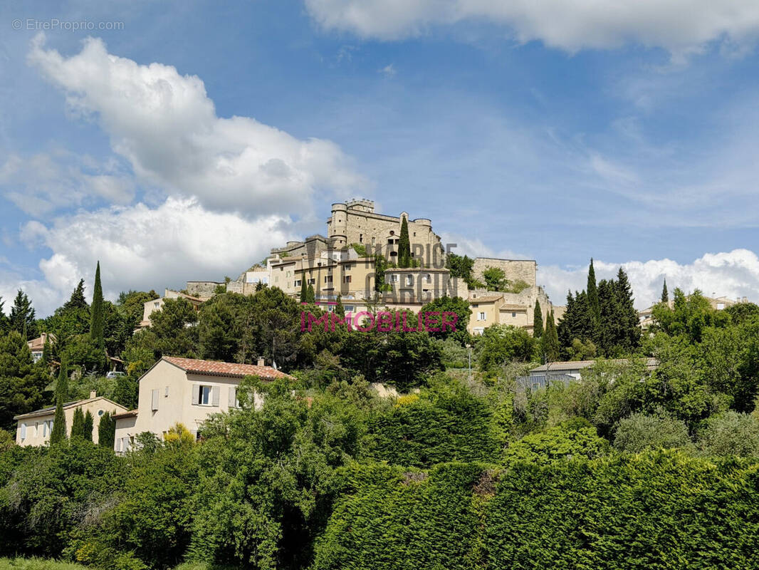 Terrain à LE BARROUX