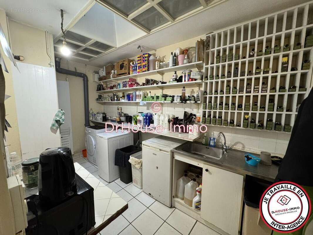 Commerce à MANTES-LA-JOLIE