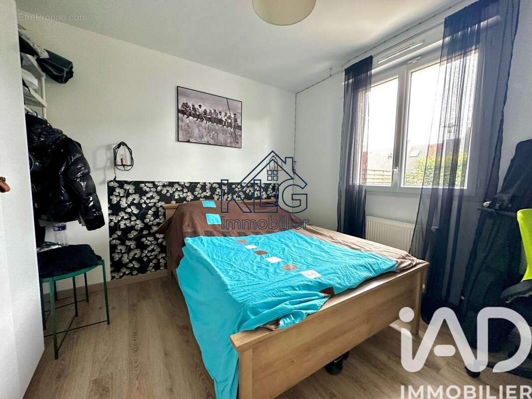Maison 120 m² à Sours  - photo 9