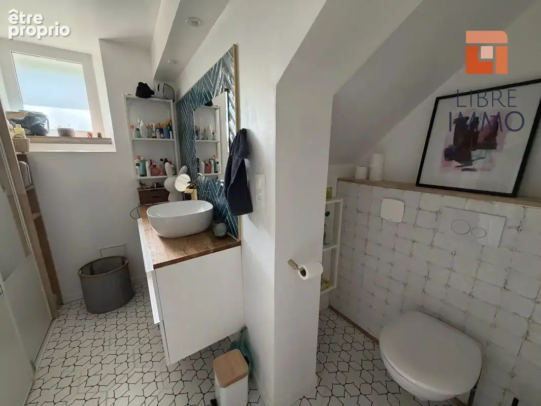 A vendre maison 5 pieces de 148m², garage, jardin, proche du centre, vue montagnes - photo 8