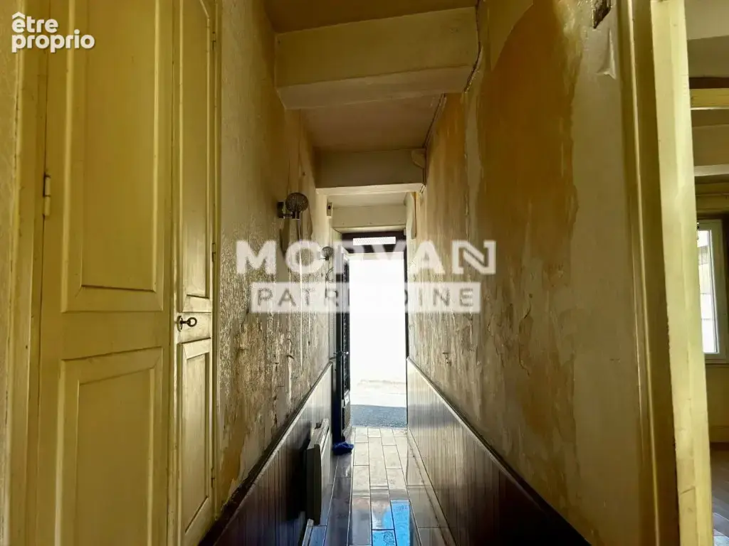 Maison mitoyenne coeur village toutes commodites avec cour et garage - photo 7