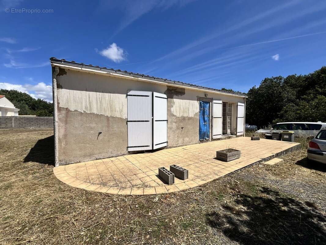 Maison 71 m² à Brem-Sur-Mer  - photo 2
