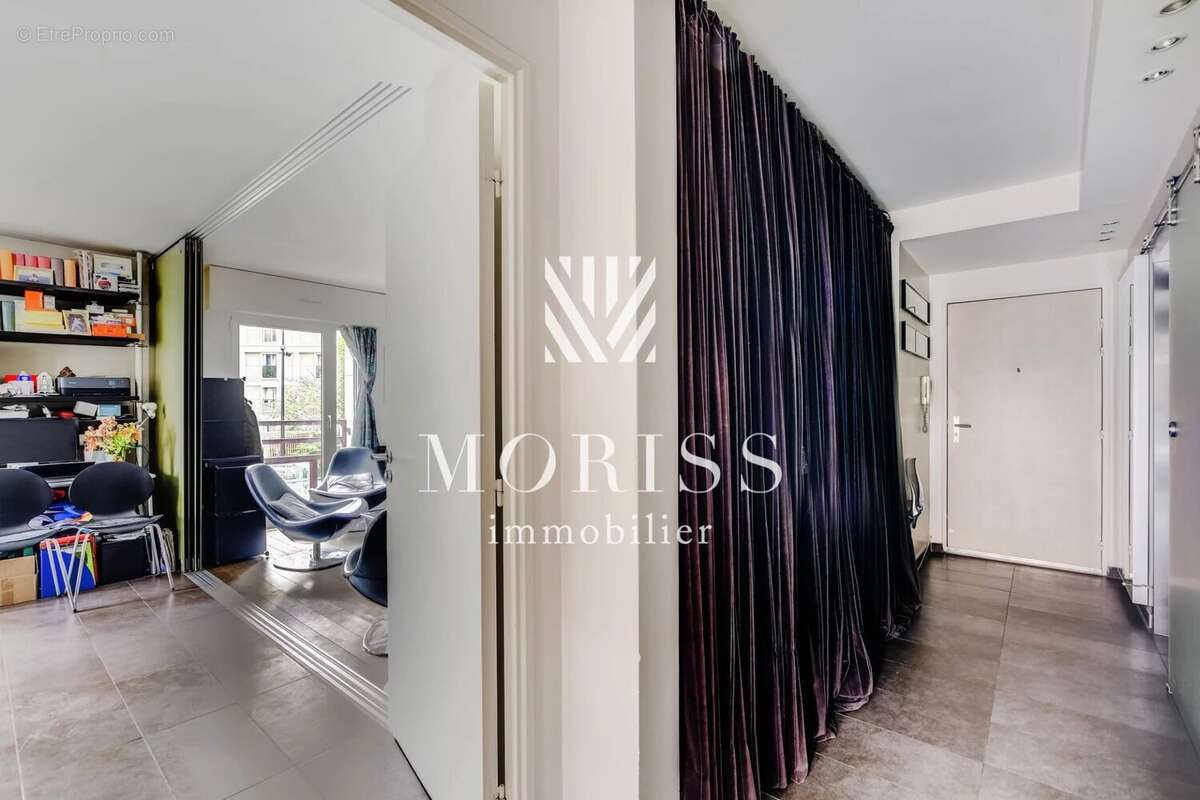 Appartement à PARIS-19E