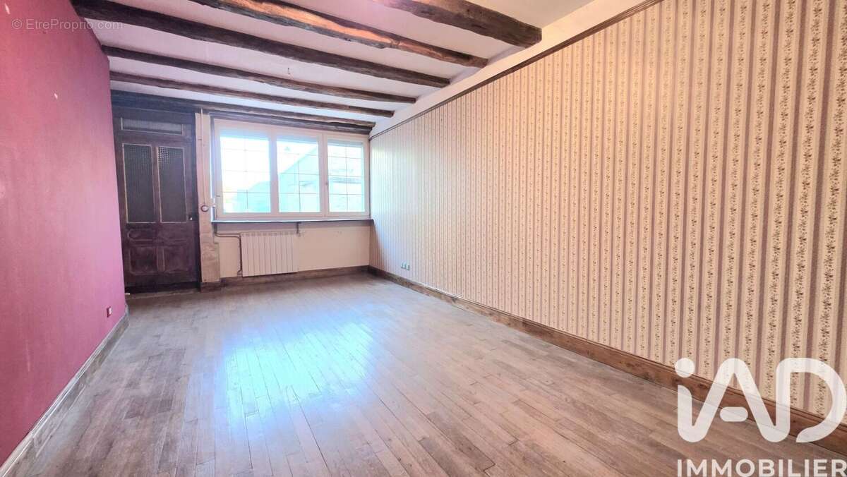 Photo 3 - Maison à CHATEAUVILLAIN